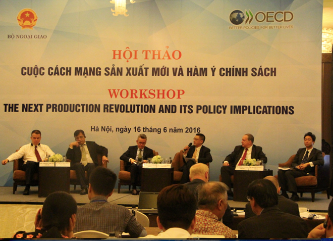 Great chance for Vietnam to enter next production revolution - ảnh 1